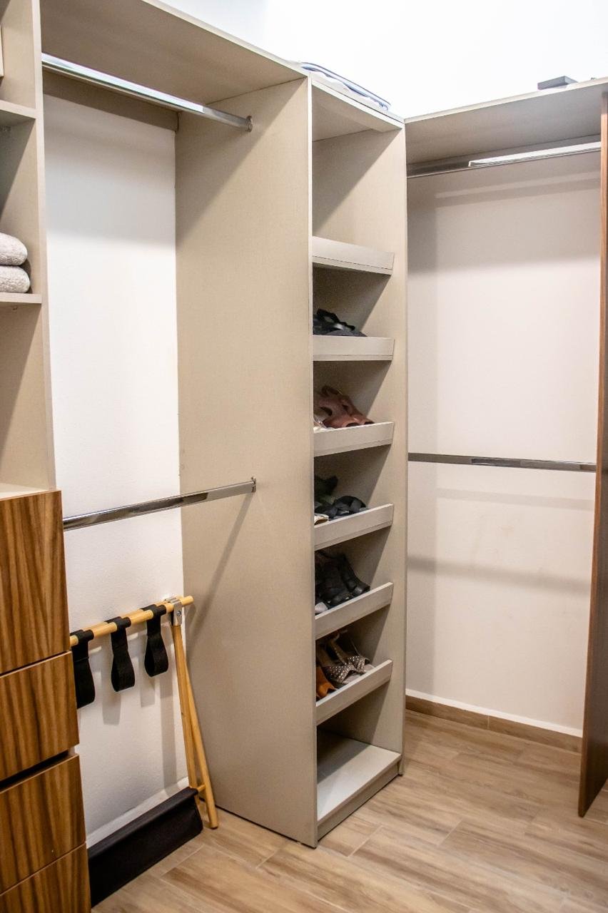 Penthouse en Venta, Chapalita de Occidente, vista Panorámica, Ubicación Privilegiada!. Amenidades: alberca, chapoteadero, asadores, área de juegos infantiles, salon de usos múltiples, es un desarrollo Pet Friendly - Image 3