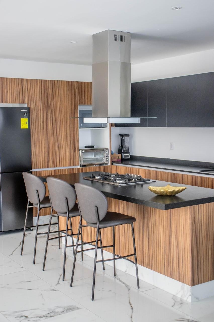 Penthouse en Venta, Chapalita de Occidente, vista Panorámica, Ubicación Privilegiada!. Amenidades: alberca, chapoteadero, asadores, área de juegos infantiles, salon de usos múltiples, es un desarrollo Pet Friendly - Image 17