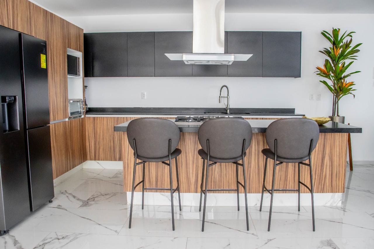 Penthouse en Venta, Chapalita de Occidente, vista Panorámica, Ubicación Privilegiada!. Amenidades: alberca, chapoteadero, asadores, área de juegos infantiles, salon de usos múltiples, es un desarrollo Pet Friendly - Image 15
